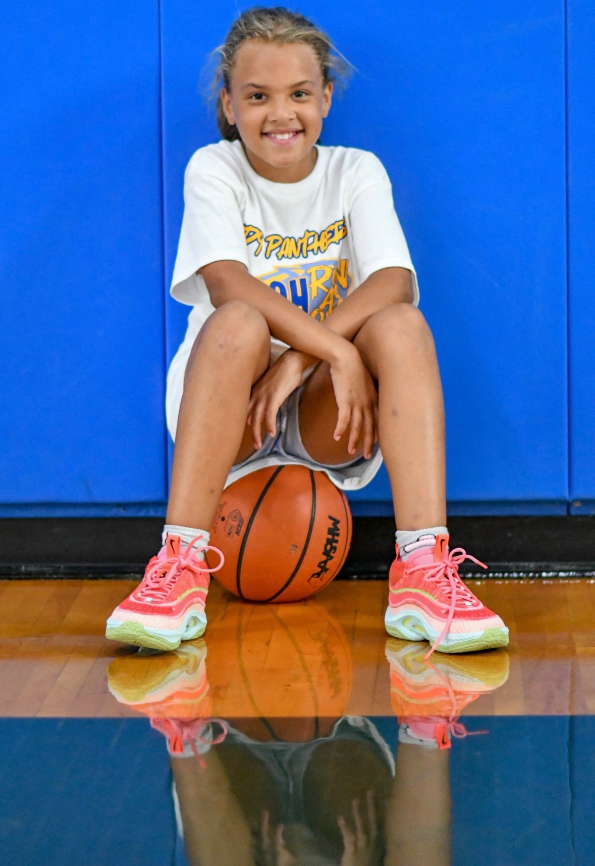 Raelyn Sams on court